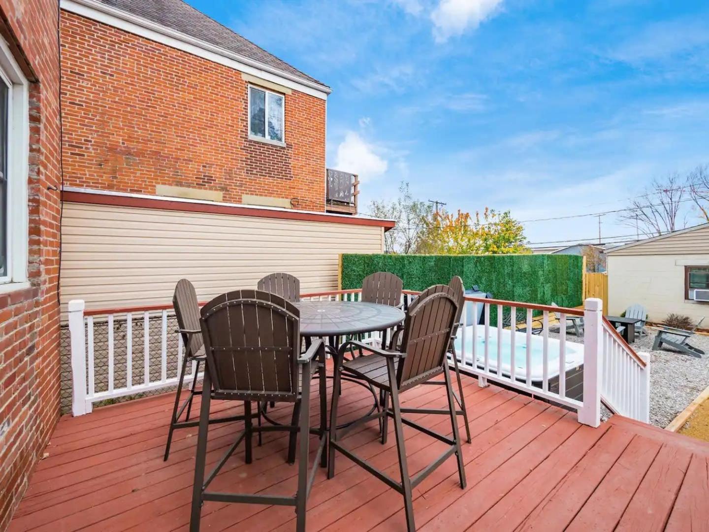 Fun Upscale Oasis W Hot Tub Near Osu & Short North Villa Columbus Eksteriør bilde